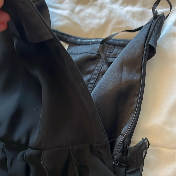 White House black market formal
Black strapless dress size 4 Prom, Party edgy - Picture 10 of 13